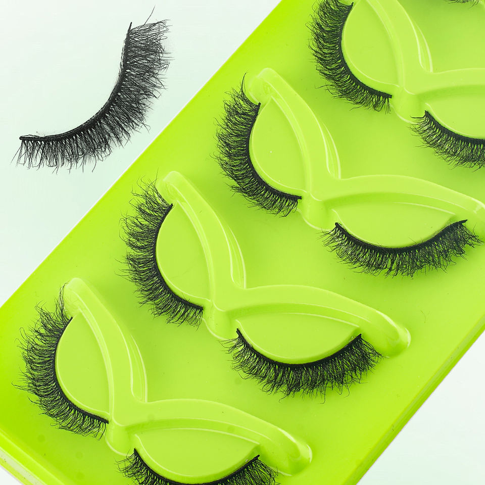 Elongated cat-eye lashes — 5 pairs · GP40 · 15